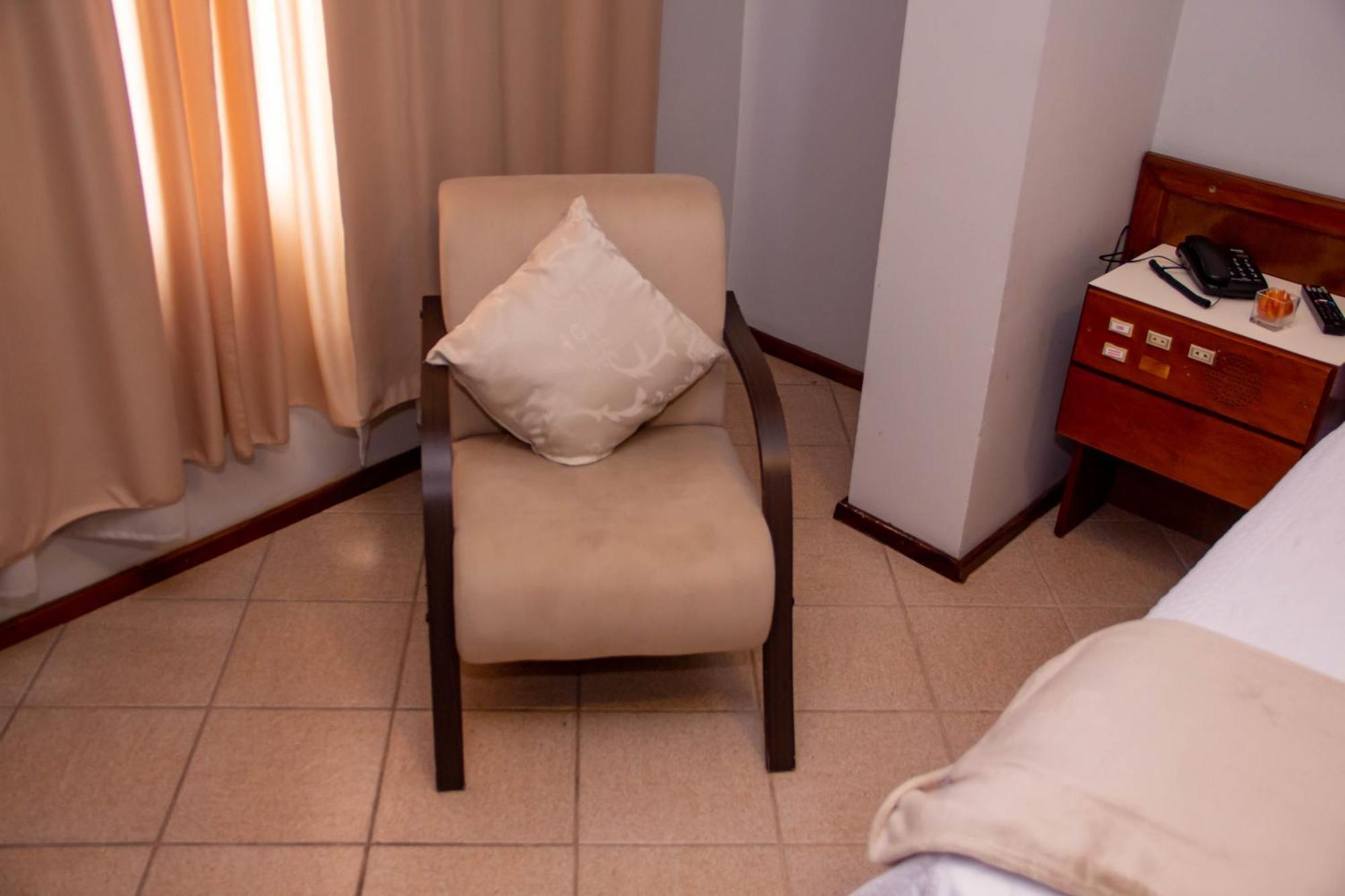 Hotel Domhof Блуменау Екстериор снимка